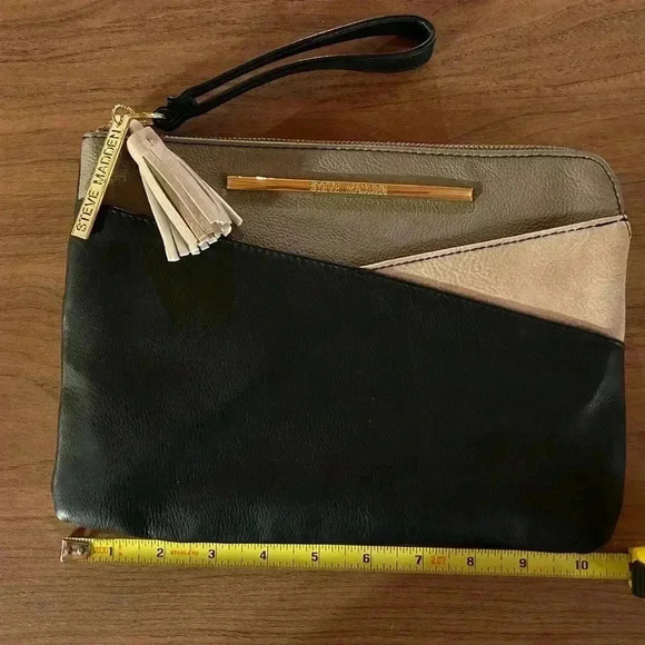 Steve Madden NWOT, clutch, gold accents, black, taupe, rose, tassel, wristlet - Picture 3 of 7